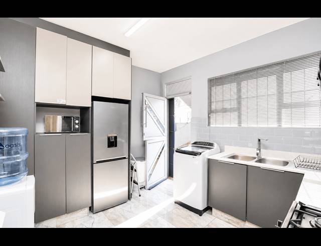 2 BEDROOM APARTMENT FOR SALE IN MORNINGSIDE
